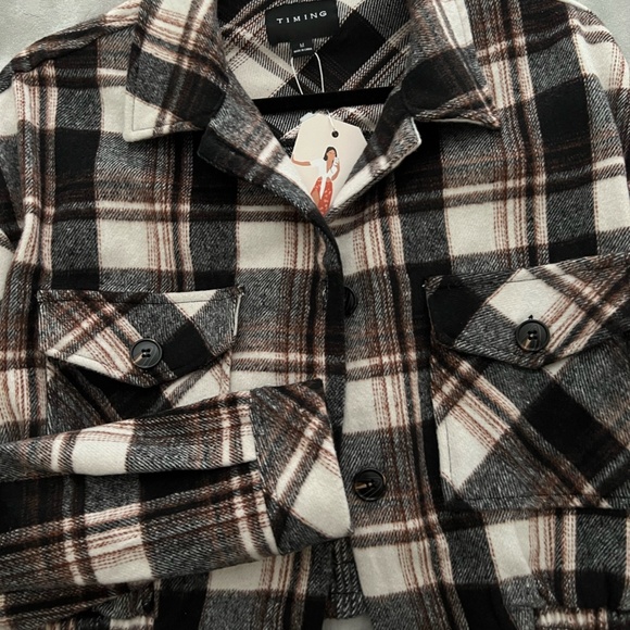 Cropped Plaid Jacket - Picture 2 of 4